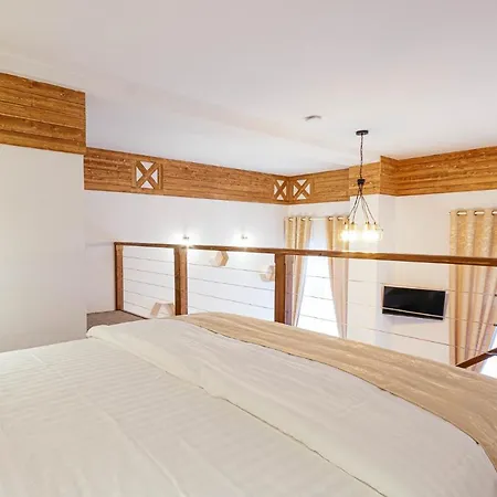 Buchenland 2*